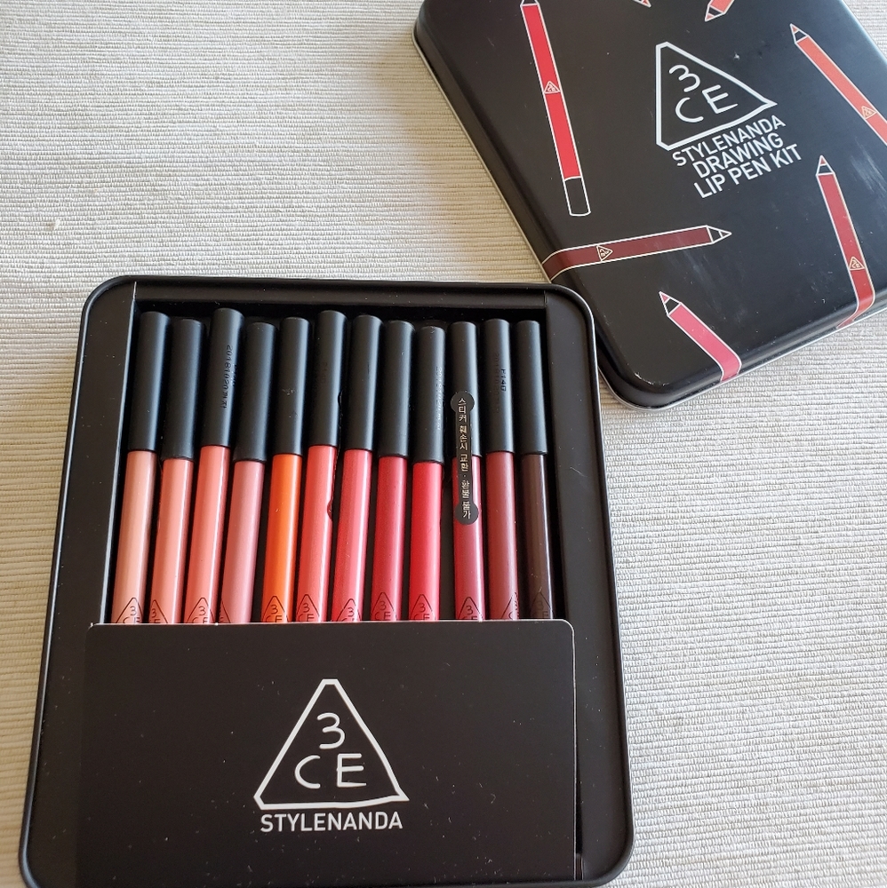 3CE Drawing Lip Pen Kit